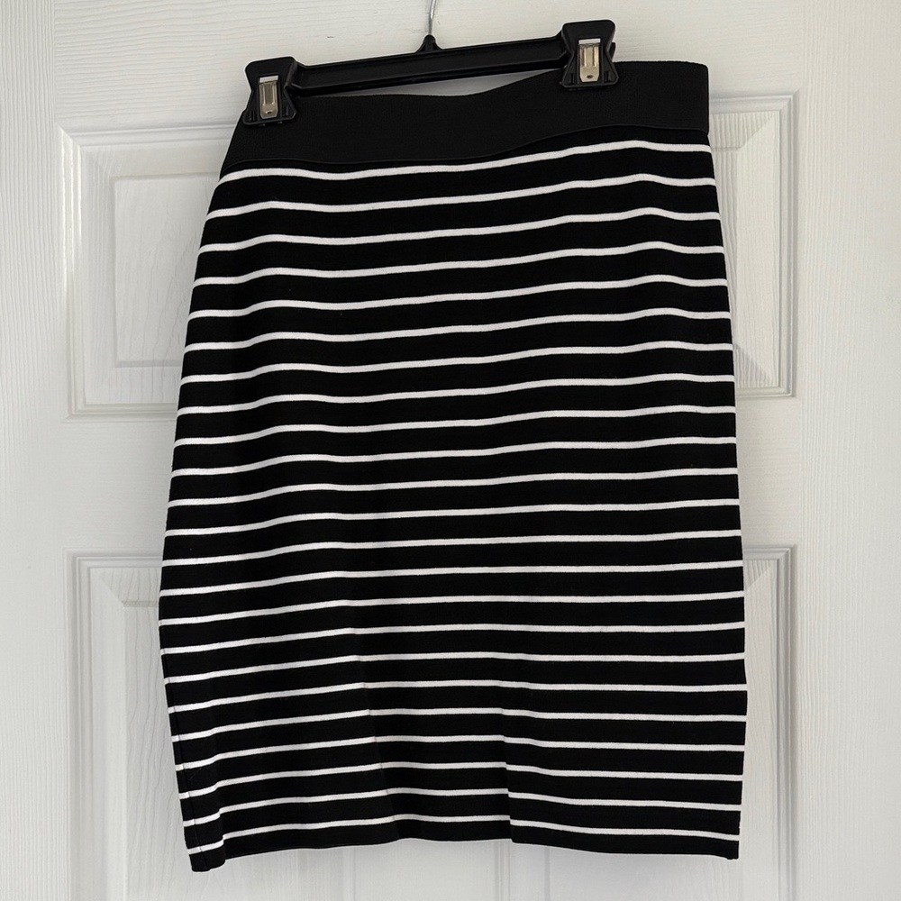 Karen Kane Black and White Striped Pencil Skirt